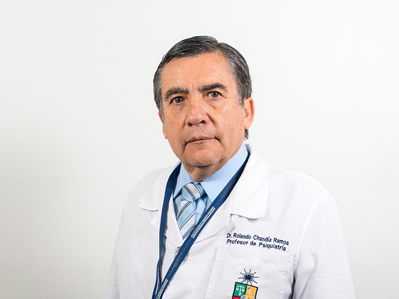 Dr. Rolando Chandía 
